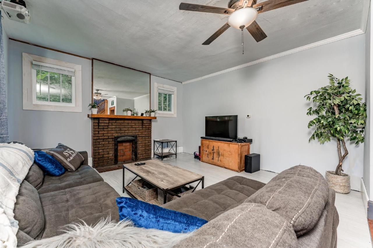 Awesome House, 5 Minutes To Dt, 2 Miles To Stadium And Ruby Memorial! Morgantown Kültér fotó