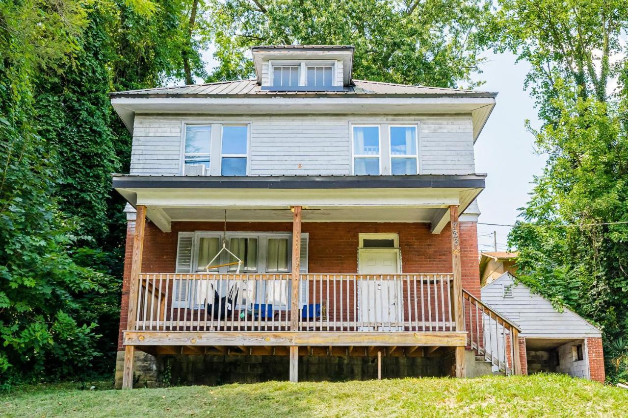 Awesome House, 5 Minutes To Dt, 2 Miles To Stadium And Ruby Memorial! Morgantown Kültér fotó