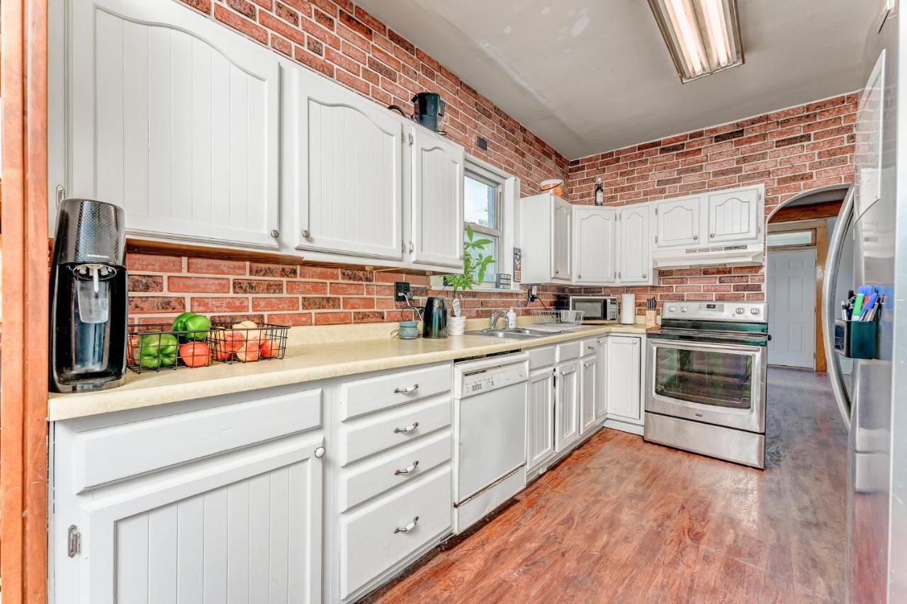 Awesome House, 5 Minutes To Dt, 2 Miles To Stadium And Ruby Memorial! Morgantown Kültér fotó