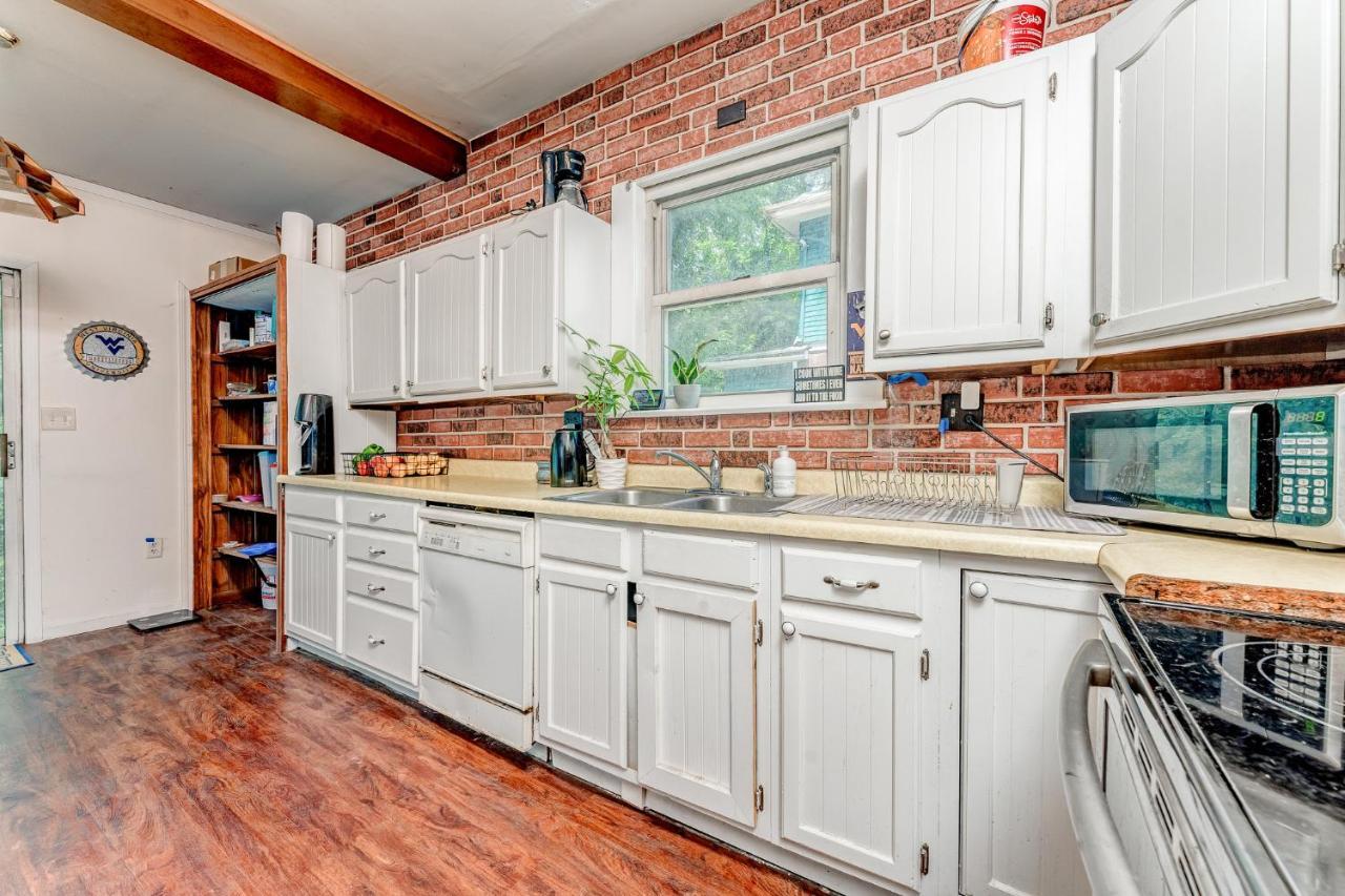 Awesome House, 5 Minutes To Dt, 2 Miles To Stadium And Ruby Memorial! Morgantown Kültér fotó